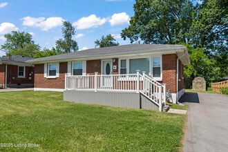 8238 Virginia Rd in Louisville, KY - Building Photo - Building Photo