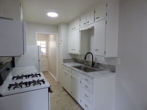 809 Sunset St in Longmont, CO - Building Photo - Building Photo