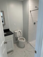 58 4th St in Fall River, MA - Building Photo - Building Photo