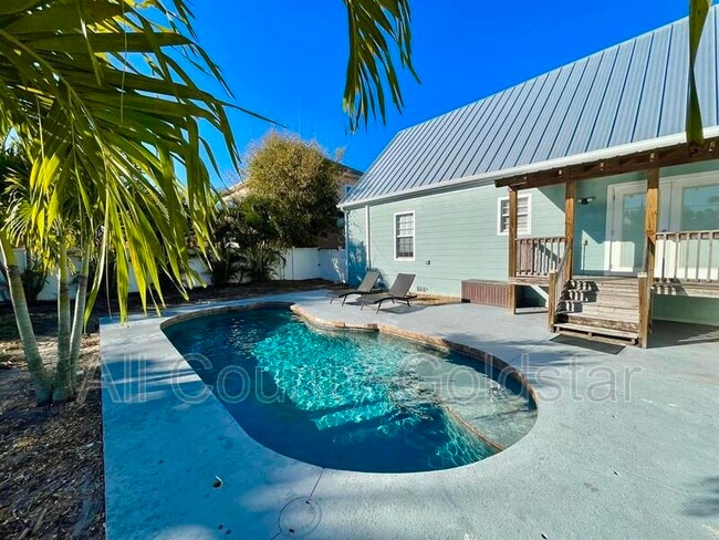 4254 Flamingo Blvd in Port Charlotte, FL - Building Photo - Building Photo