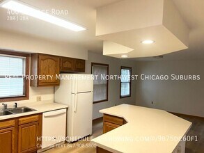 400 S Peace Rd in Sycamore, IL - Building Photo - Building Photo