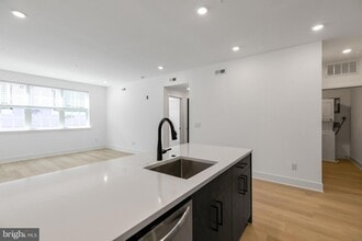 3045-51 Richmond St, Unit 207 in Philadelphia, PA - Building Photo - Building Photo