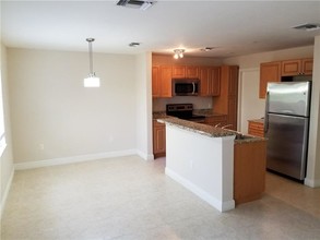 6679 Old Farm Trail in Boynton Beach, FL - Building Photo - Building Photo
