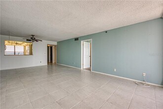 17900 Gulf Blvd in Redington Shores, FL - Building Photo - Building Photo