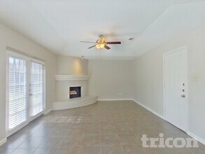 4208 Middlebrook Dr in Arlington, TX - Building Photo - Building Photo