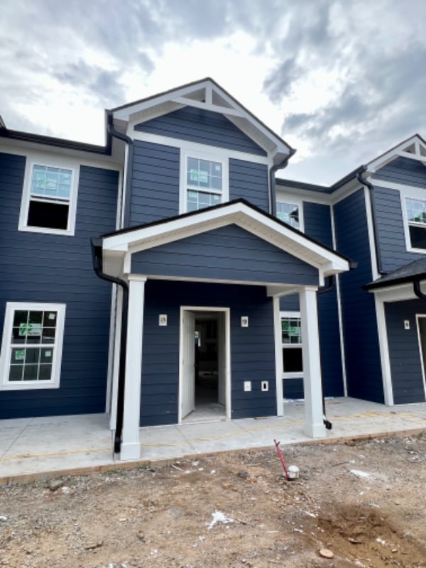property at 193 Freeze Ave NW