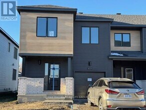 521 Galanthus Walk in Ottawa, ON - Building Photo - Building Photo