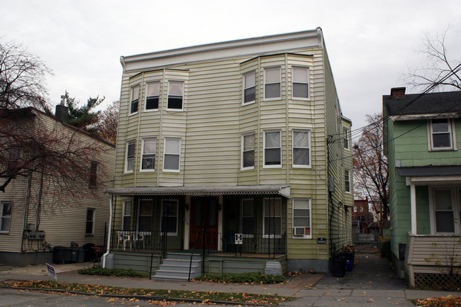 8 Rose St in Poughkeepsie, NY - Building Photo - Building Photo