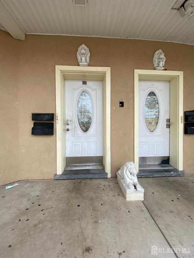 property at 98 Catalpa Ave