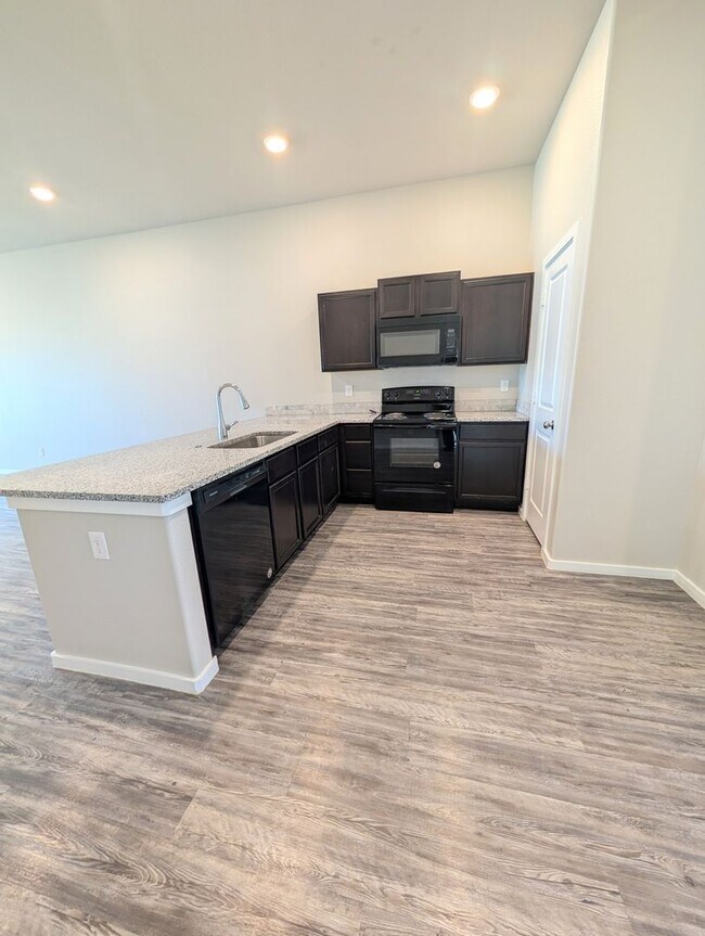 1637 133rd St in Lubbock, TX - Foto de edificio - Building Photo