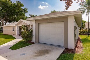 2235 SE 6th Ct in Homestead, FL - Building Photo