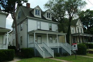 324 SW Mountain Ave in Roanoke, VA - Building Photo