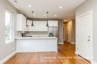 4737 S Michigan Ave in Chicago, IL - Building Photo - Building Photo