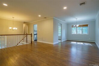 30 Clematis St in Port Jefferson Station, NY - Building Photo - Building Photo