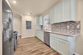 3355 Seymour Ct in West Sacramento, CA - Building Photo - Building Photo