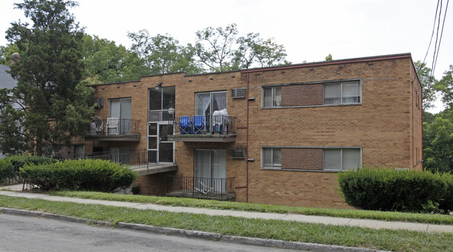 1589-1599 Glen Parker Ave in Cincinnati, OH - Building Photo - Building Photo