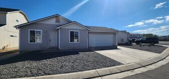 2839 1/2 Morningside Ct in Grand Junction, CO - Building Photo