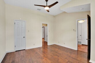 2607 Knights Walk in San Antonio, TX - Building Photo - Building Photo