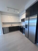 40 NW 14th Ave, Unit A2 in Dania Beach, FL - Building Photo
