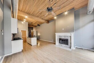 2333 W St Paul Ave in Chicago, IL - Building Photo - Building Photo