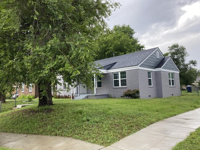 property at 2137 NE 20th St