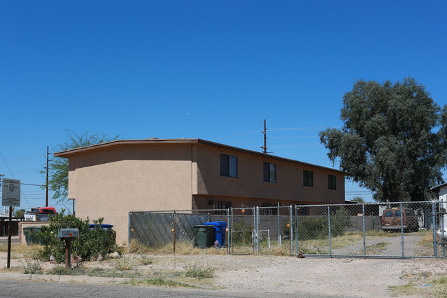 2302-2308 N 10th Ave in Tucson, AZ - Building Photo - Building Photo