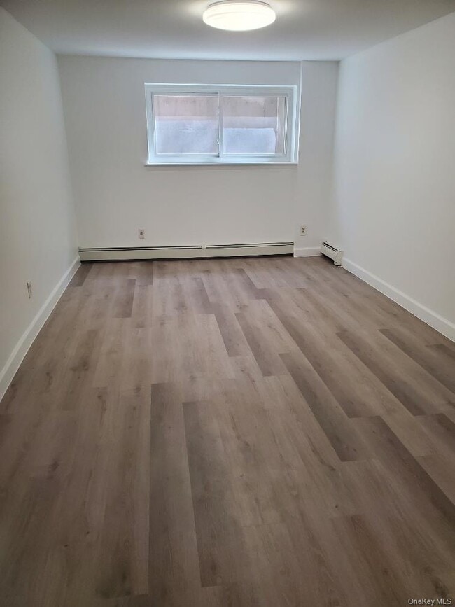 52-29 72nd St in Queens, NY - Building Photo - Building Photo