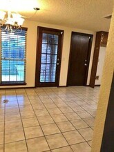 2119 Parkview Dr in Moore, OK - Building Photo - Building Photo