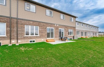 71 Alicia Cres in Thorold, ON - Building Photo - Building Photo