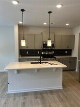 85 Professional Pl in Calhoun, GA - Building Photo - Building Photo