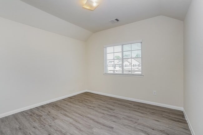 property at 18238 Bethany Manor Ct