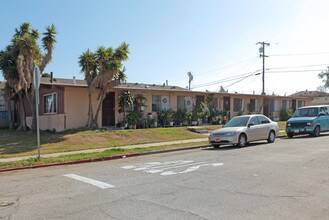 903 Sartori Ave in Torrance, CA - Building Photo - Building Photo