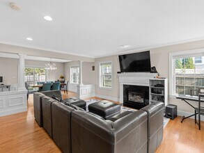 22 Wellesley Ave in Natick, MA - Building Photo - Building Photo