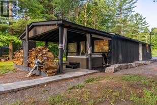 3526 Monck Rd in Kawartha Lakes, ON - Building Photo