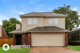 548 Langston St, Unit 8 in Cedar Hill, TX - Building Photo