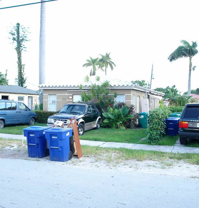 1343 NE 110th Ter in Miami, FL - Building Photo - Building Photo