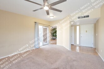 2970 W Lena Way in Tucson, AZ - Foto de edificio - Building Photo