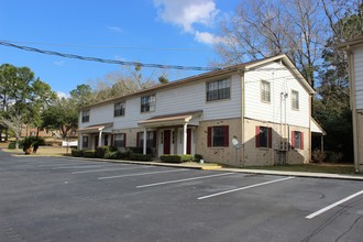 Portland Townhomes in Tallahassee, FL - Building Photo - Building Photo