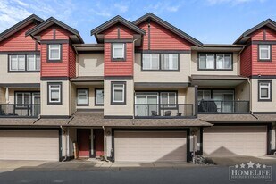 7168-7179 179 St in Surrey, BC - Building Photo