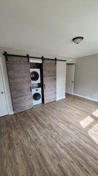 170 Page St W, Unit B