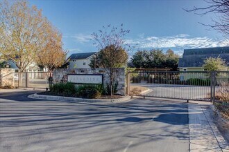 12212 Tawny Farms Rd in Austin, TX - Building Photo - Building Photo