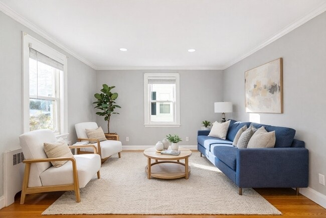 126 Washington Ave in Waltham, MA - Building Photo - Building Photo