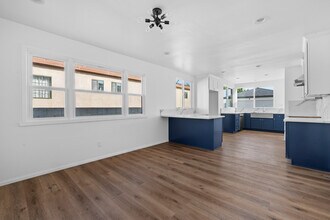 4538 Orchid Dr in Los Angeles, CA - Building Photo - Building Photo