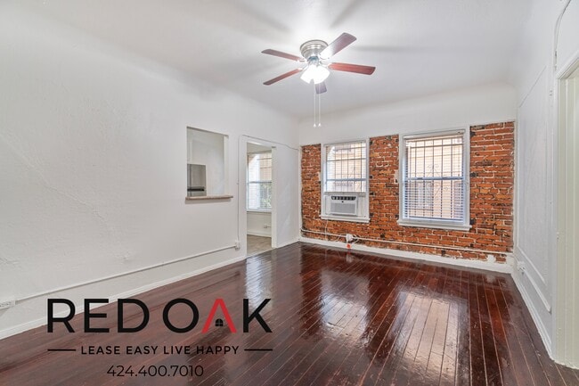 property at 849 S Oxford Ave