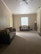 10213 Courtney Palms Blvd in Tampa, FL - Building Photo - Building Photo