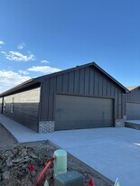 4827 N Vassar Ave in Wichita, KS - Building Photo