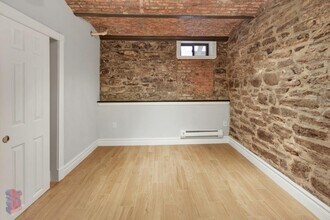246 Mott St in New York, NY - Building Photo - Building Photo