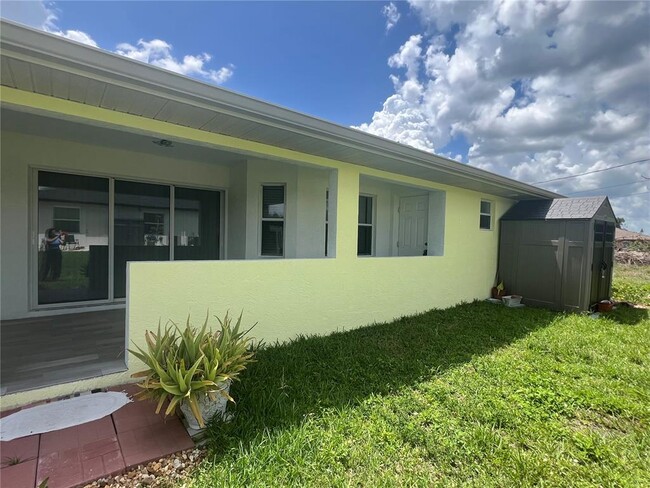 225 San Marco Ave in North Port, FL - Building Photo - Building Photo