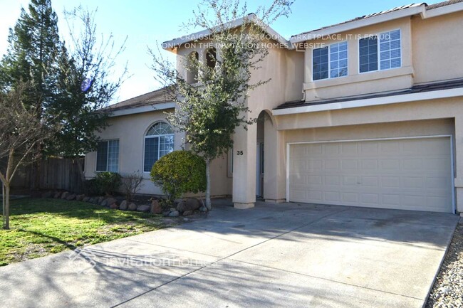 35 Whitestone Ct in Elk Grove, CA - Building Photo - Building Photo