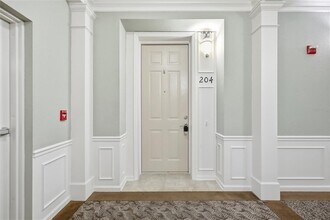 3356 Robert Trent Jones Dr in Orlando, FL - Foto de edificio - Building Photo